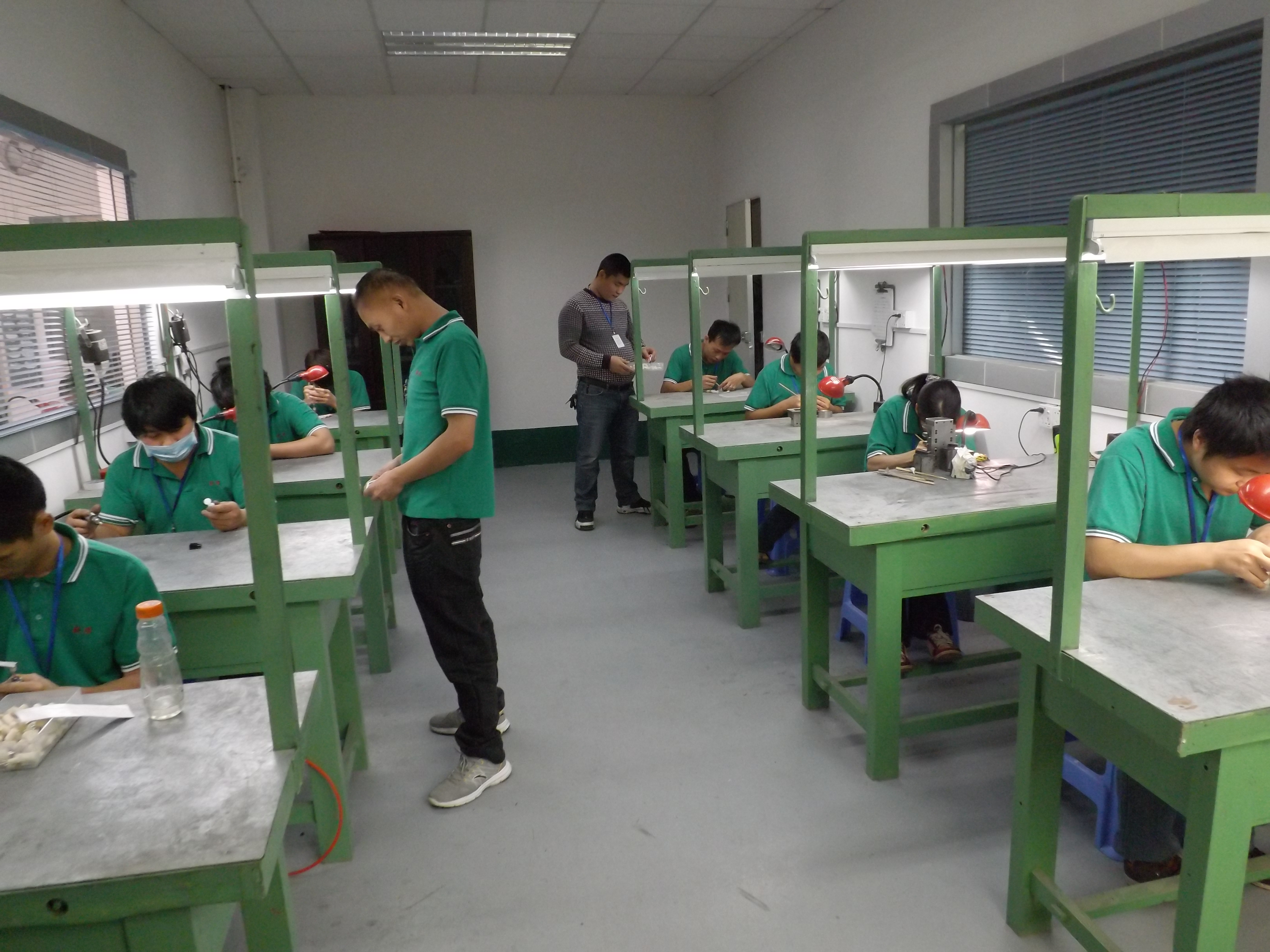 硅膠模具拋光廠