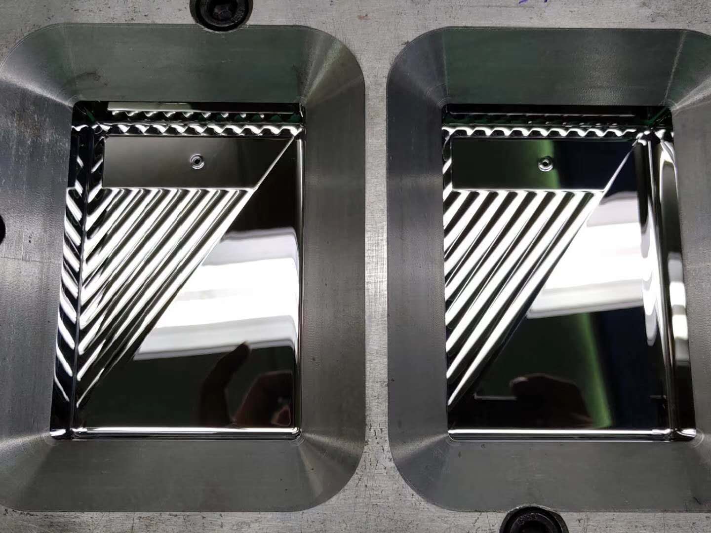 頭盔模具省模拋光加工